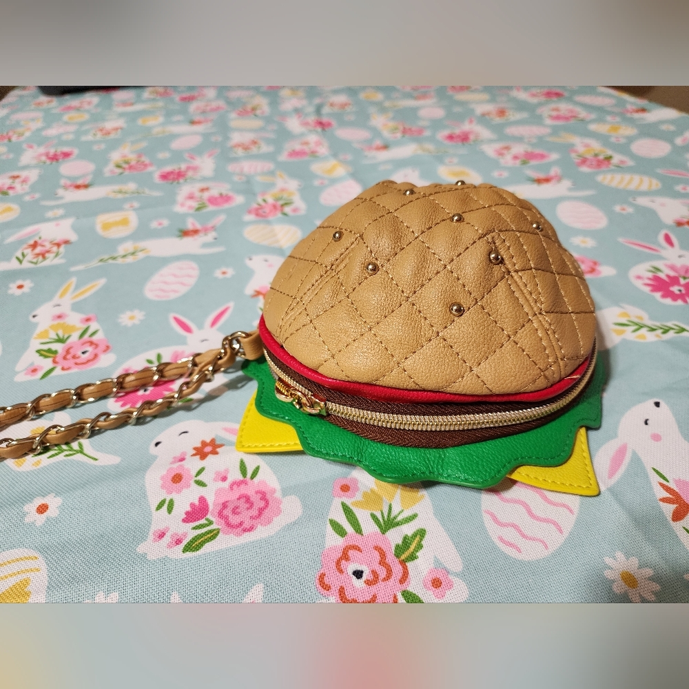 Betsey Johnson Cheeseburger Wristlet Purse - Excellent Condition